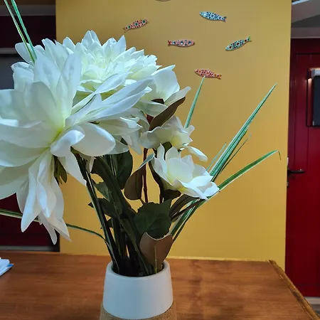 Azoka By The Sea- Centro Historico De Peniche